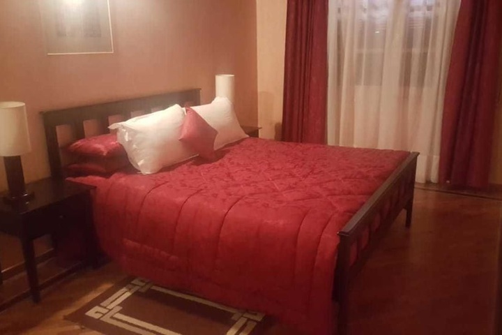 Room 7 of 13