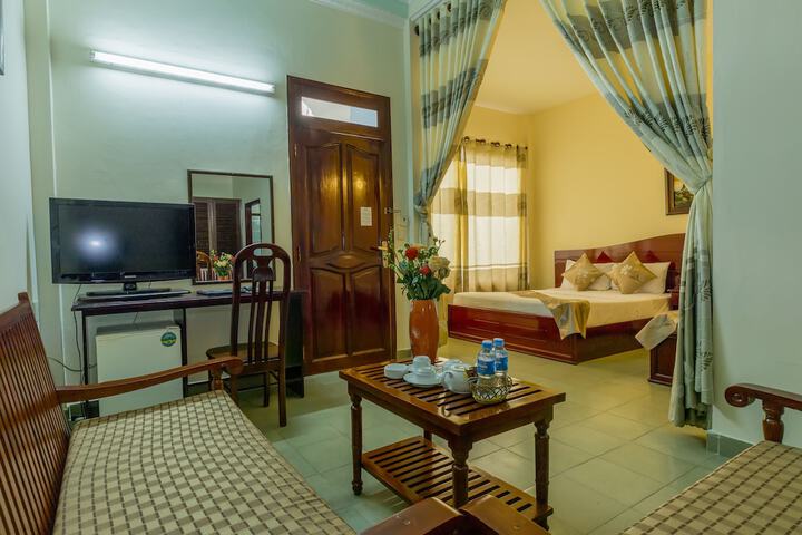 Room 25 of 60