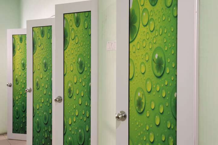 Room 30 of 47