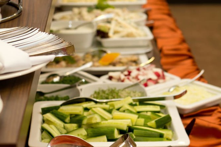Dining 33 of 53