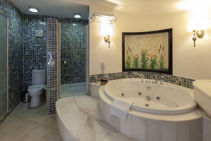 Bath Photo