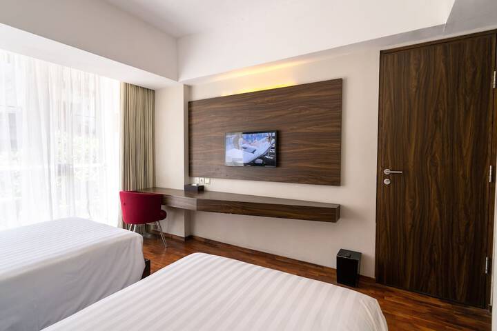Room 4 of 53