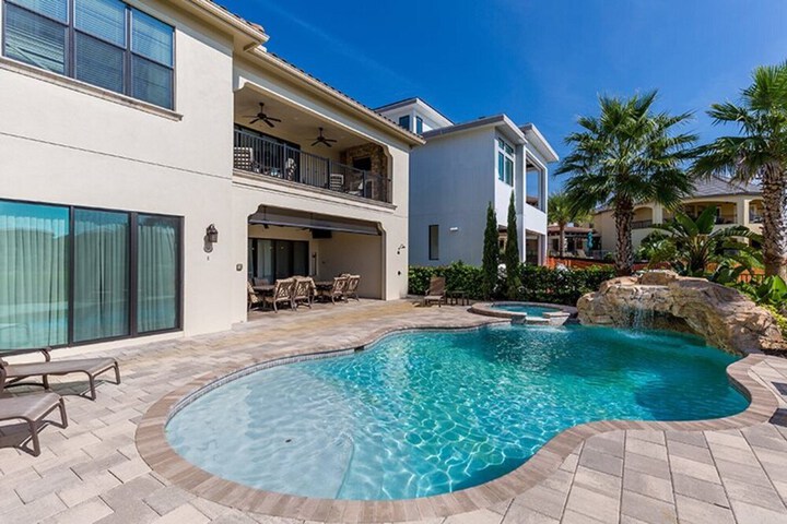 Pool 57 of 79