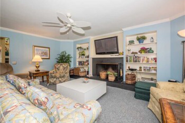 Room 15 of 29