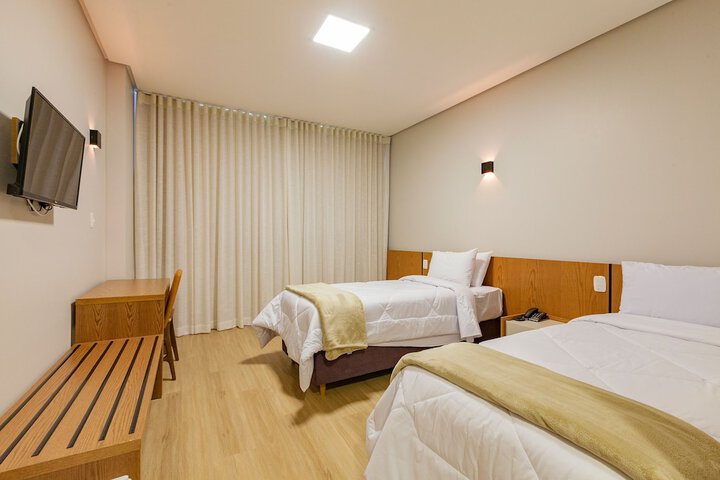 Room 16 of 62