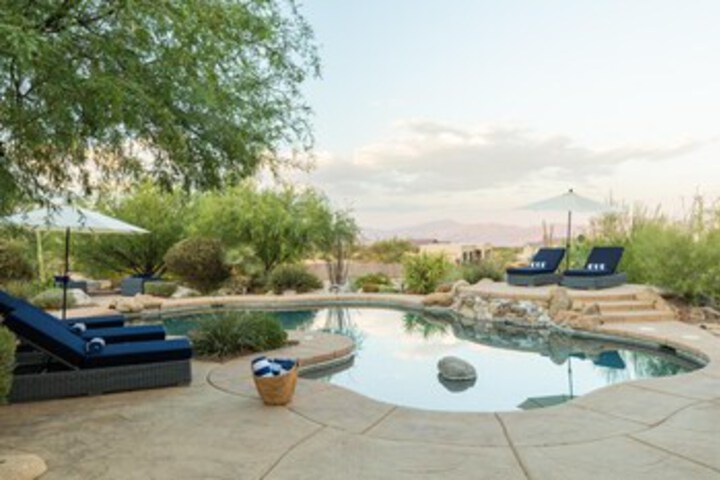 Pool 17 of 34