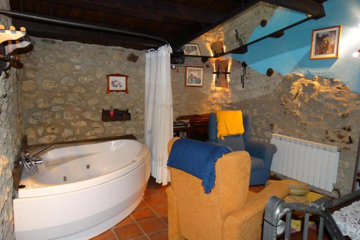 Casa La Cantonera con zona relax jacuzzi