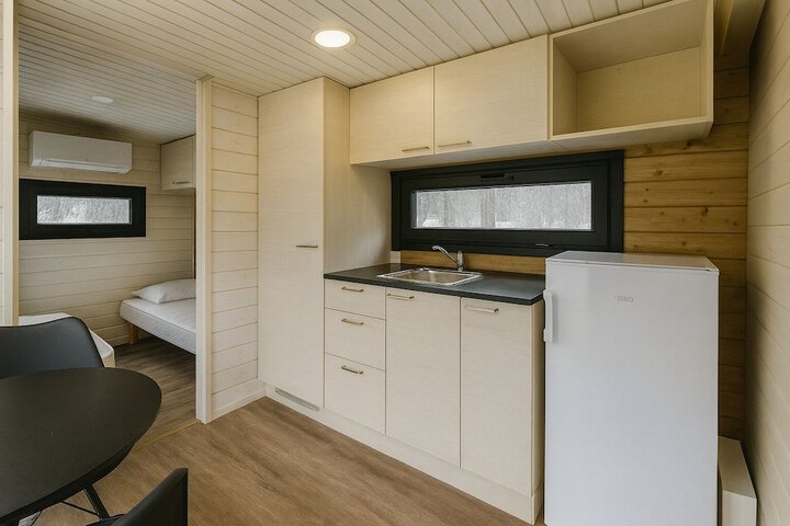 Room 4 of 51