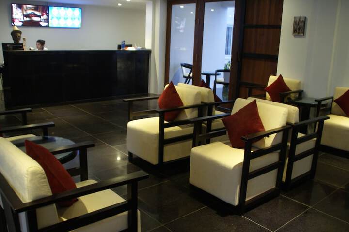 Hotel Lobby