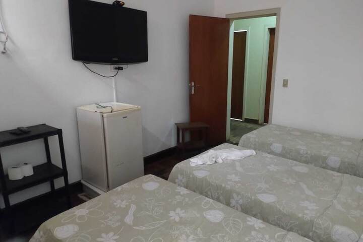 Room 21 of 35