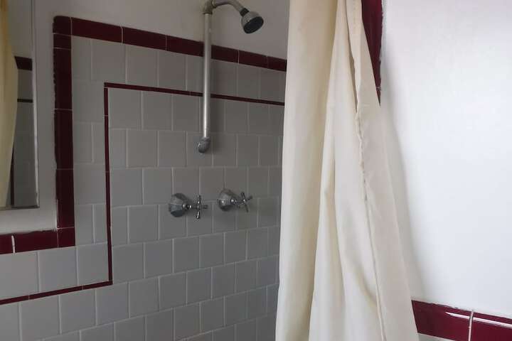Room 13 of 23