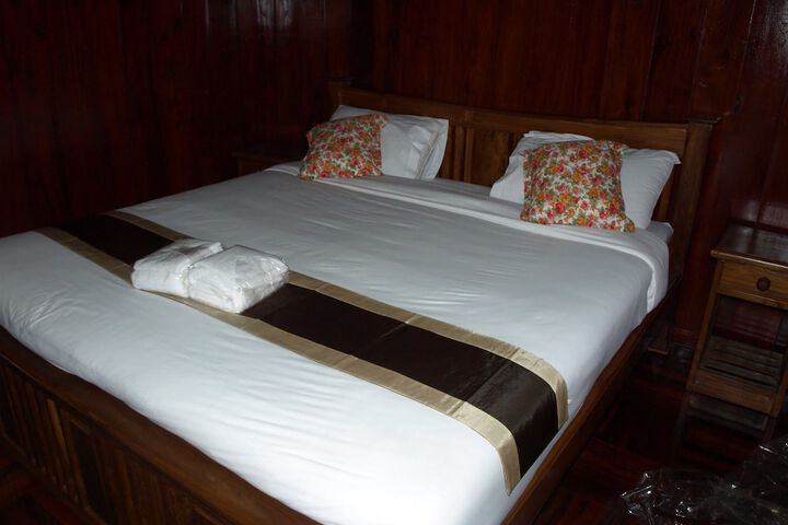 Room 16 of 82