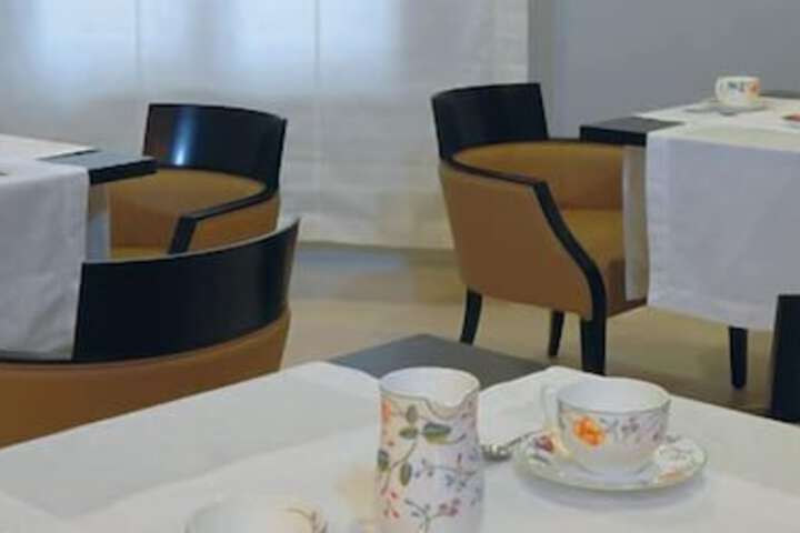 Breakfast/Coffee Service 15 of 26