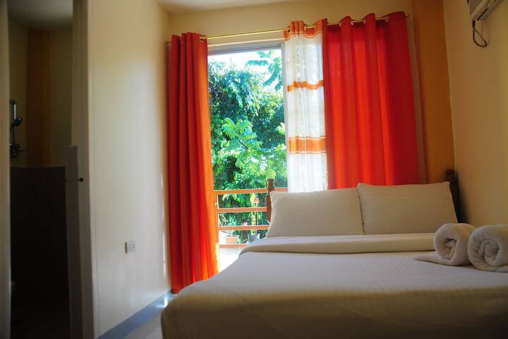 Room 9 of 44