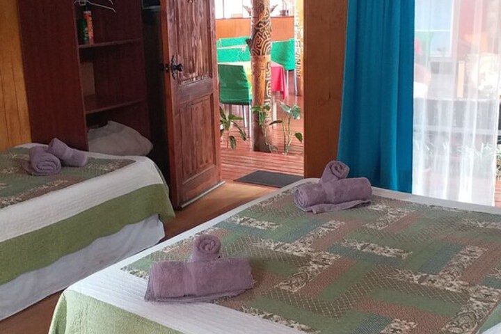 Room 6 of 52