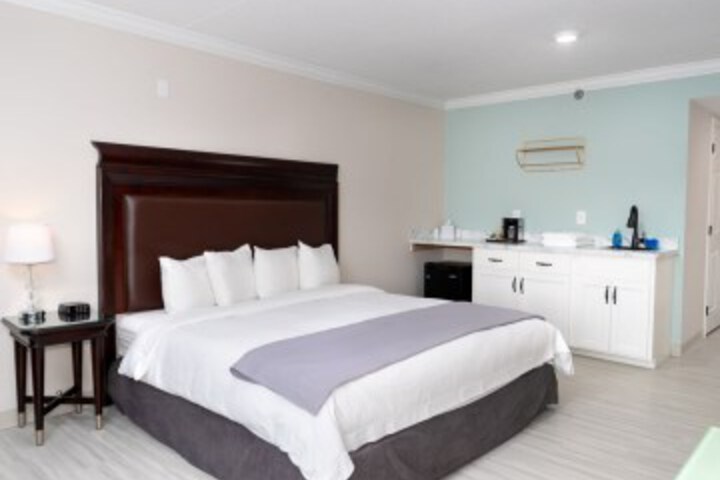 Room 5 of 23