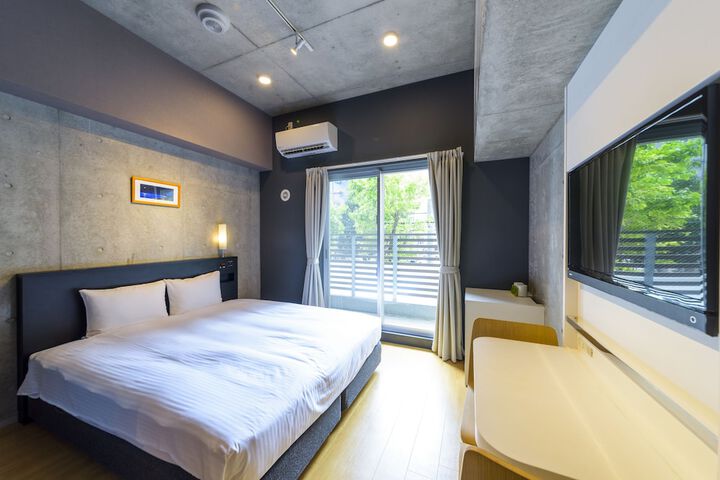 Room 42 of 191