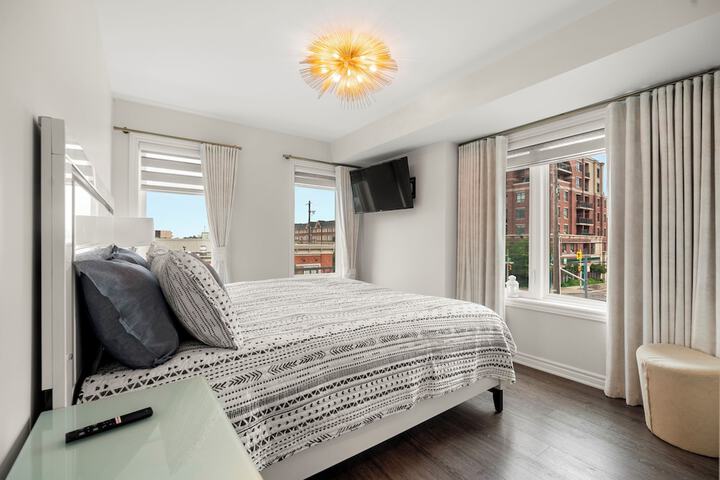 Room 5 of 21
