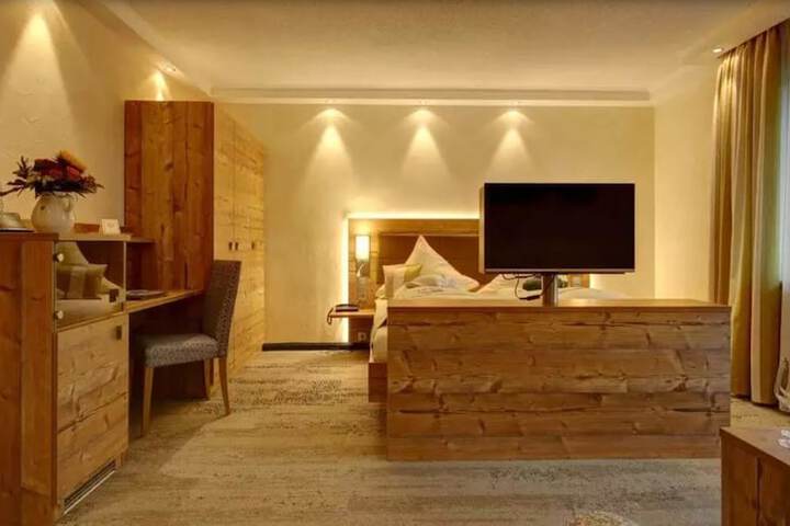 Room 9 of 58