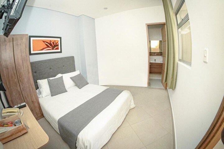 Room 22 of 62