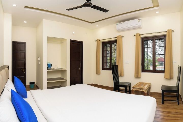 Room 28 of 39