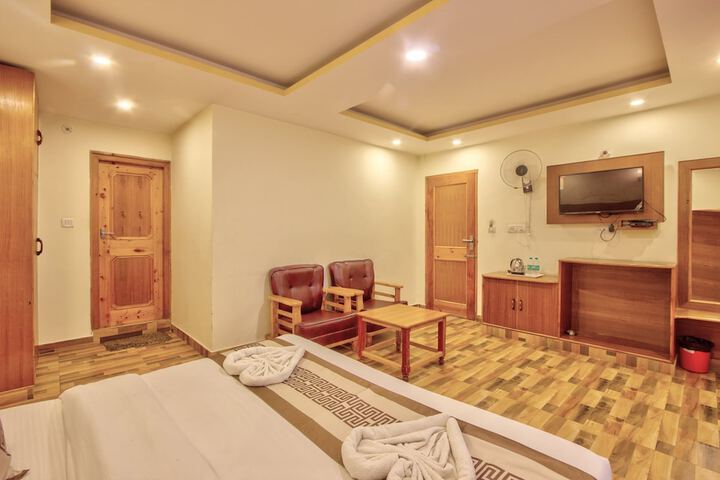 Room 10 of 23