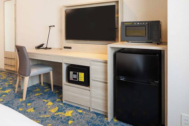 Room 13 of 39