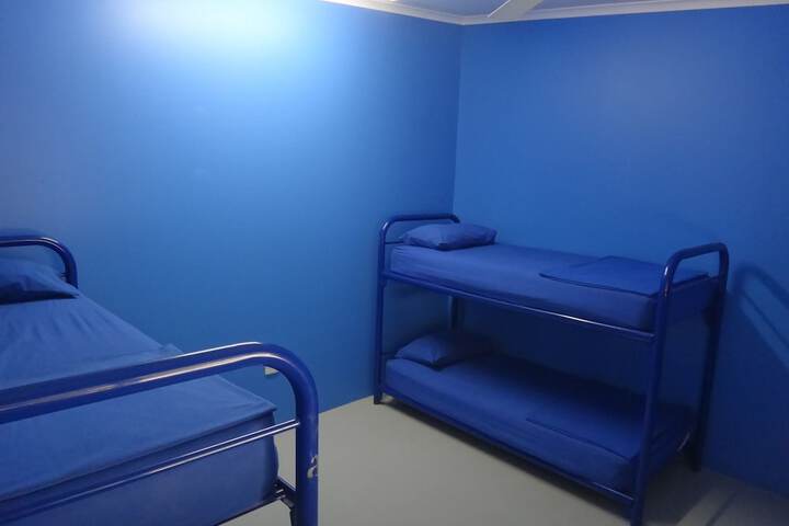Room 5 of 39