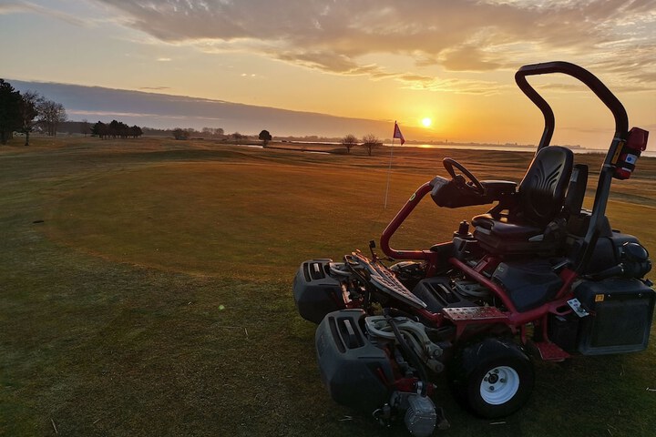 Golf 48 of 102