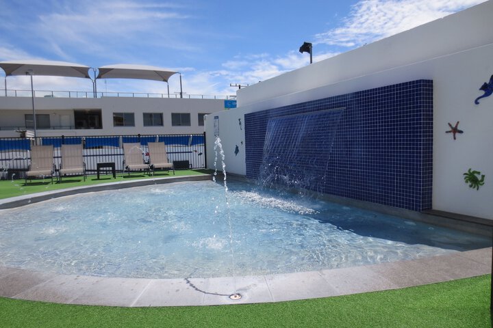 Pool 262 of 297