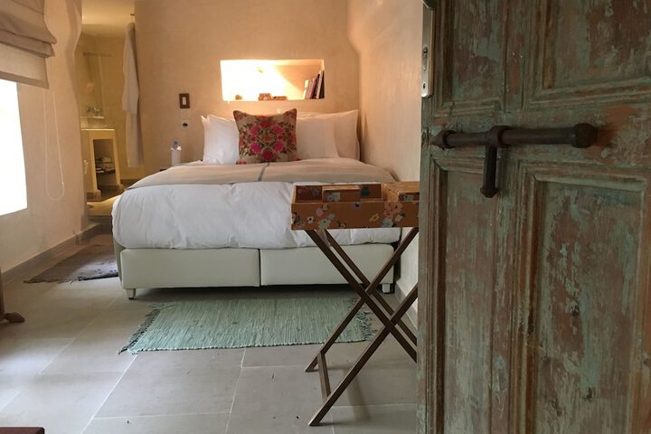 Room 3 of 25