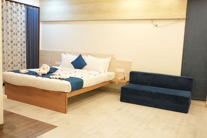Room 14 of 51