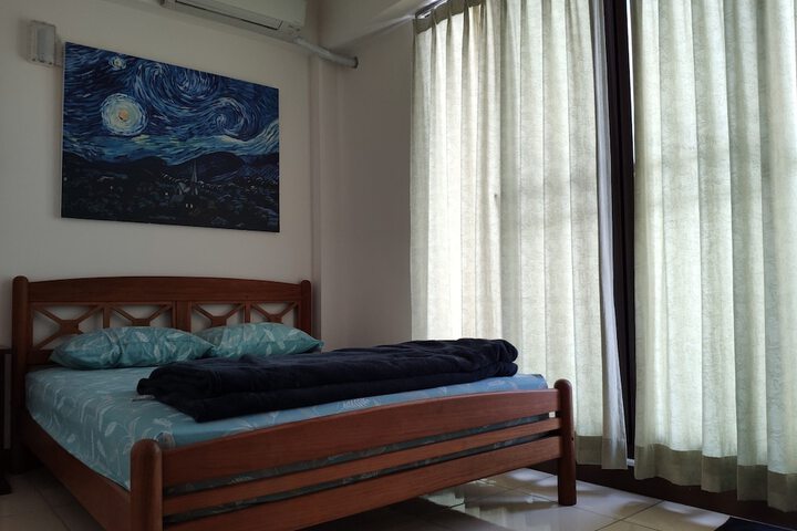 Room 10 of 11