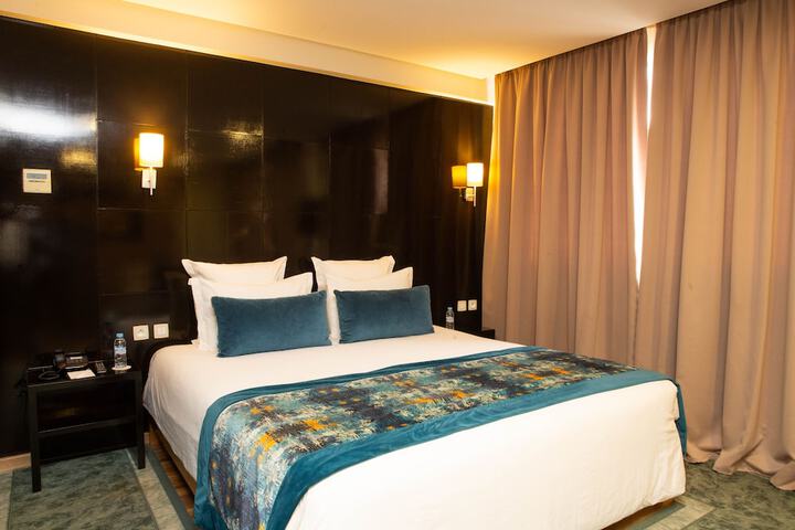 Room 34 of 60