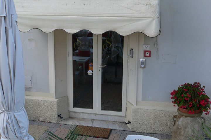 Hotel 58 of 64