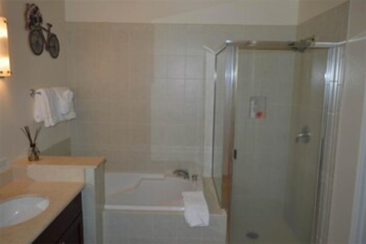 Room 5 of 25