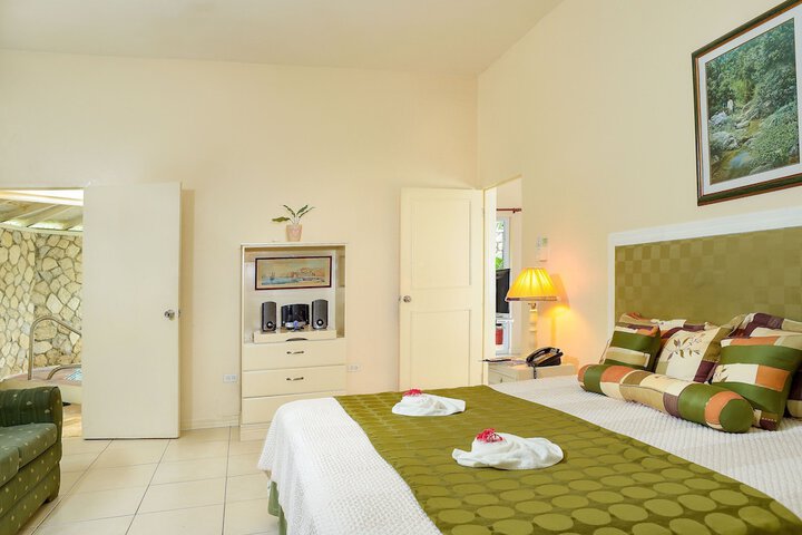 Room 10 of 79