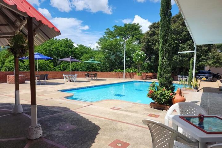 Pool 16 of 21