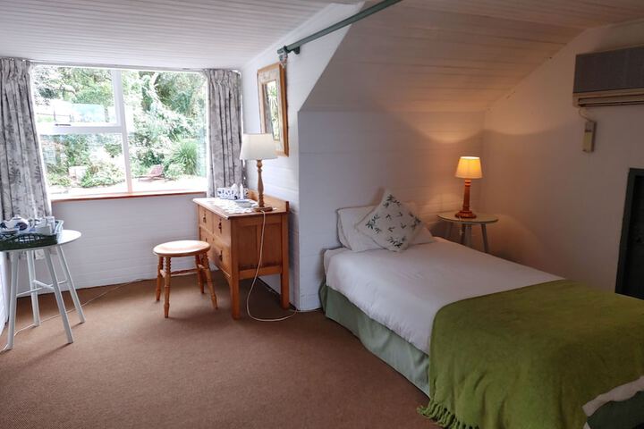 Room 21 of 61