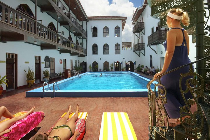 Pool 14 of 26