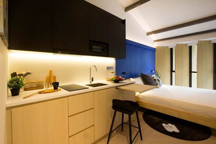 Room 17 of 43
