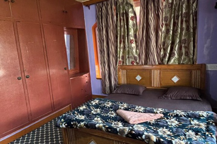 Room 22 of 61