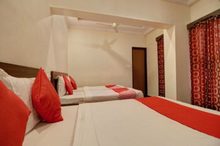 Room 29 of 38
