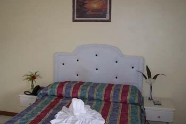 Room 21 of 43