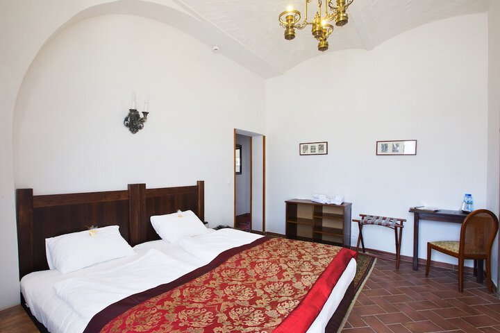 Room 15 of 55