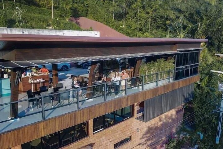 Blue Mountain Phangnga Resort