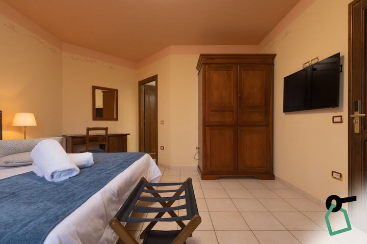 Room 10 of 40