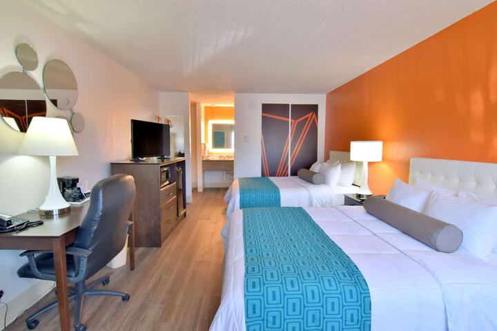 Room 17 of 52