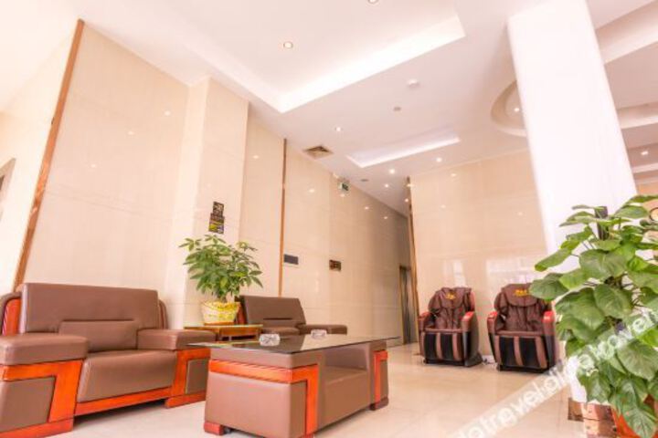Hotel Interior 17 of 29