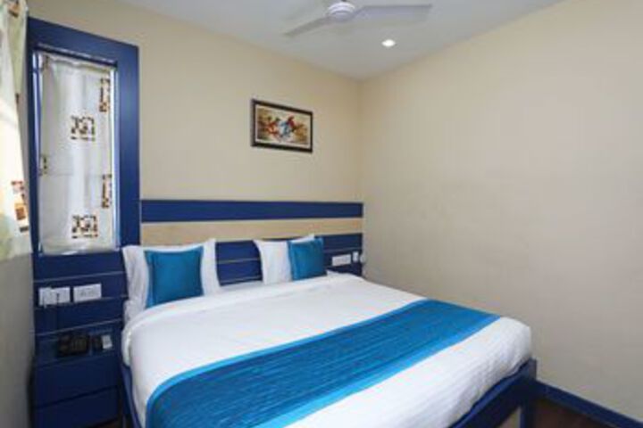 Room 15 of 21